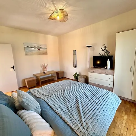 Apartment Thepaghouse *