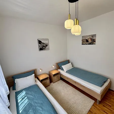 Thepaghouse Apartment